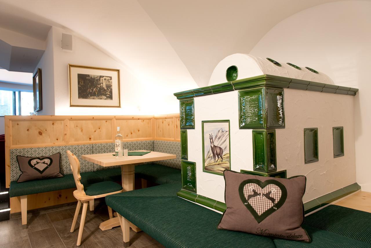 Hotel Neuwirt Zell am Ziller Exterior photo